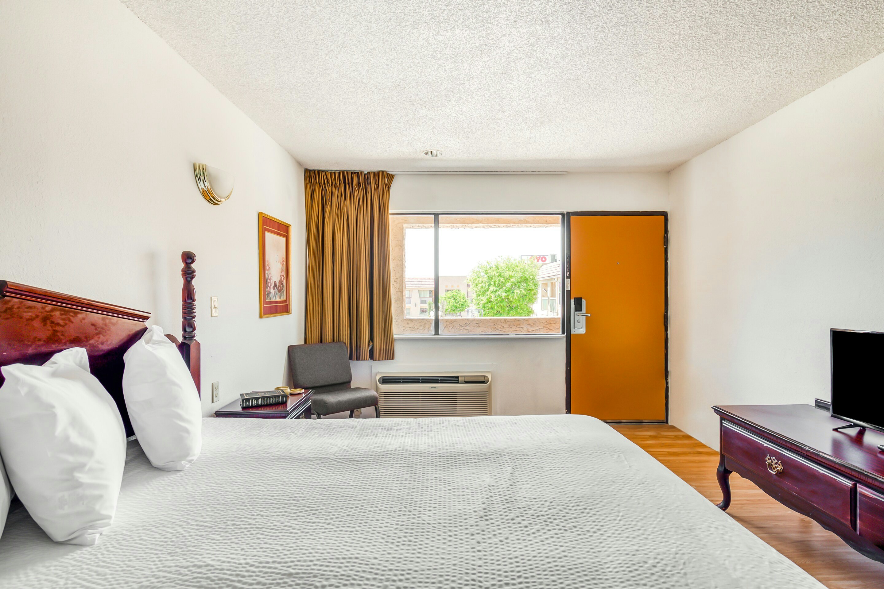 OYO Hotel Groesbeck 10/26