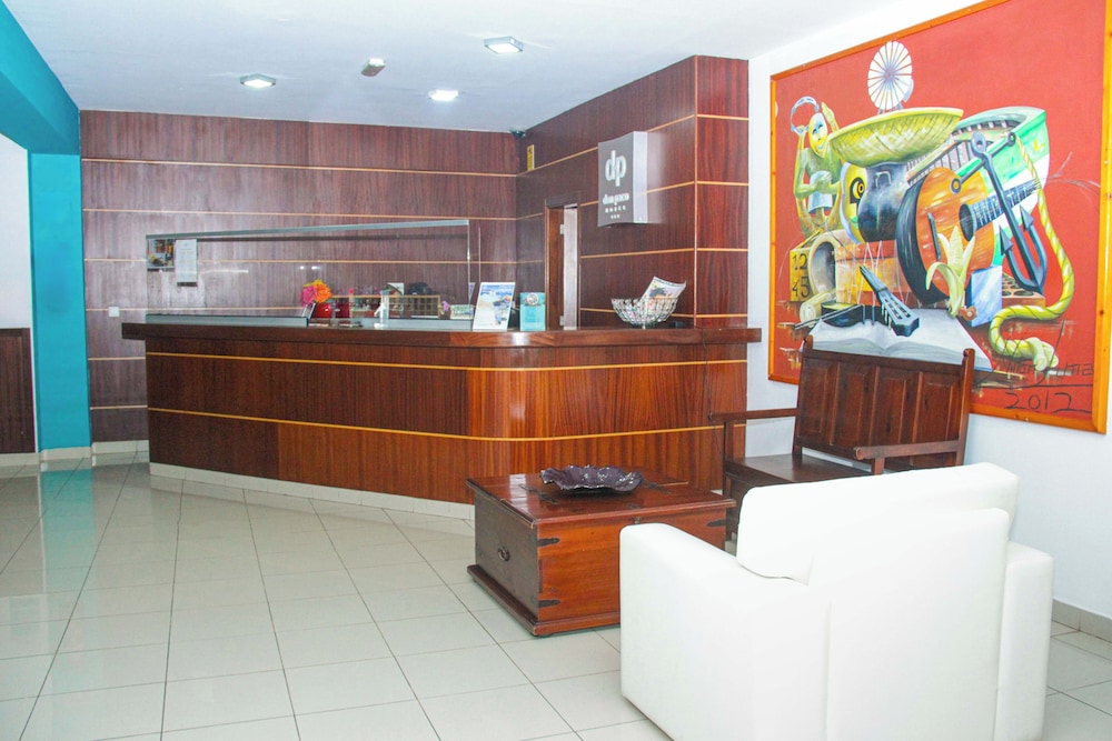 Hotel LIVVO Don Paco 9/63