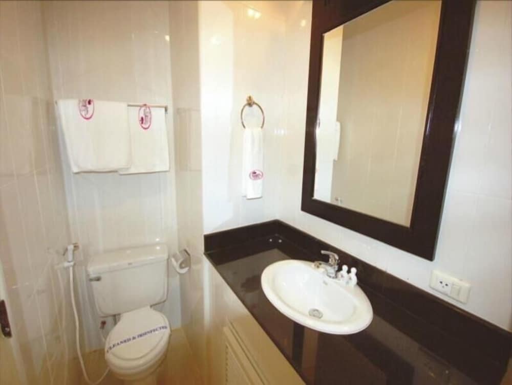 The Orchid Kathu Heights Serviced Apartment 33/37