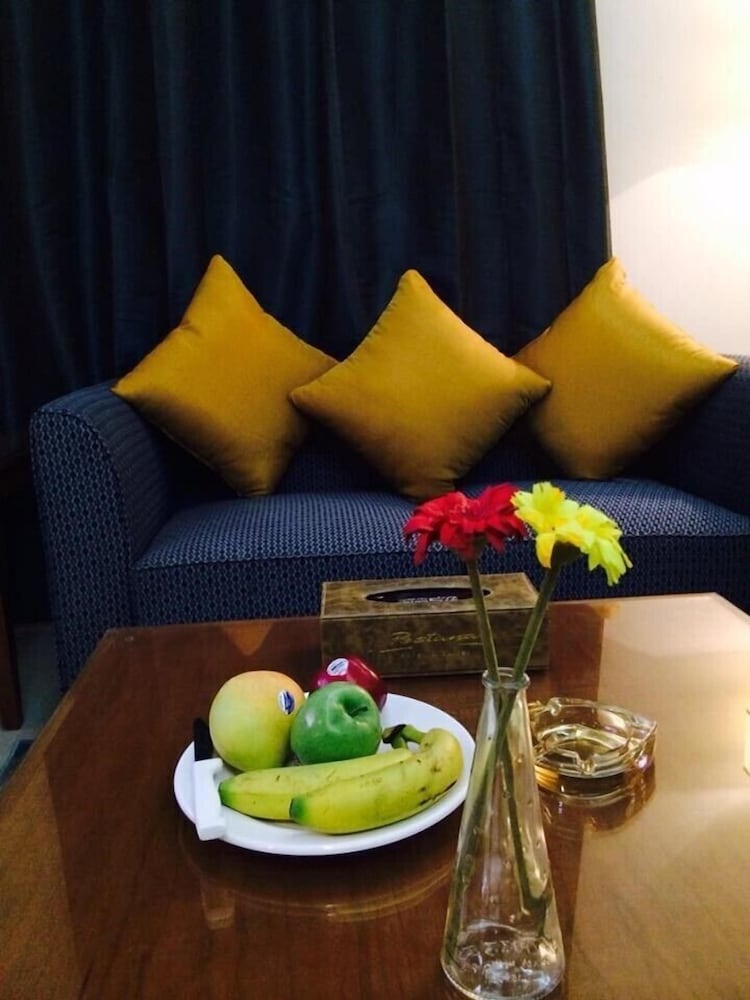 Pestana Hotel and Suites 2 47/52