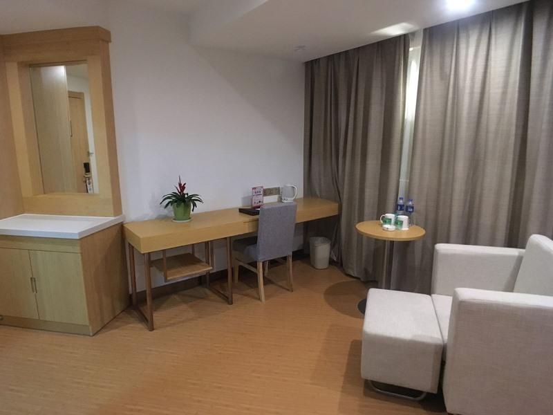 Greentree Inn Shaoxing Binhai New City Dongsen Commercial Square Hotel 14/24