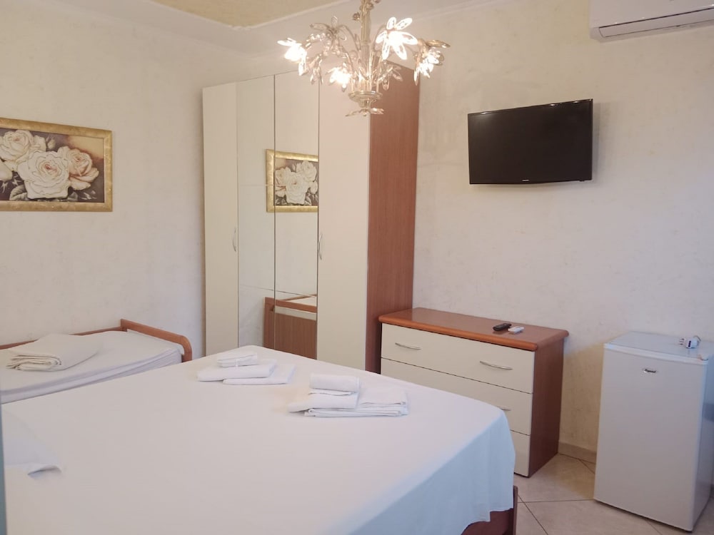Affittacamere B&B Villa Cristina 36/48