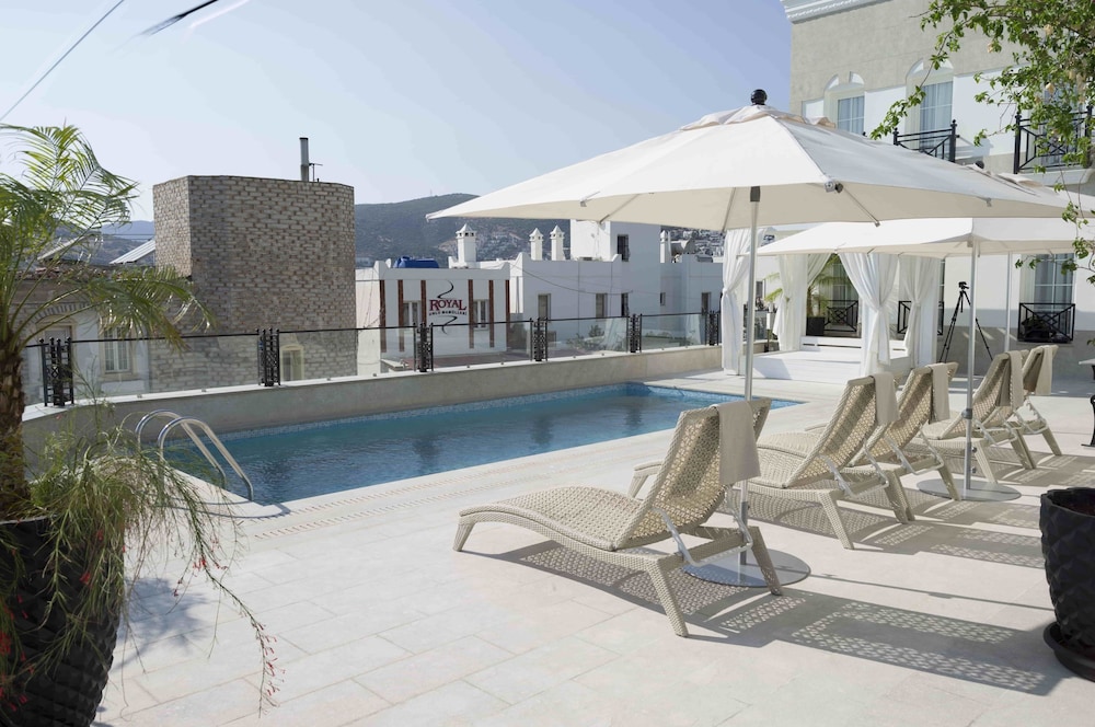 Ena Boutique Hotel 46/50