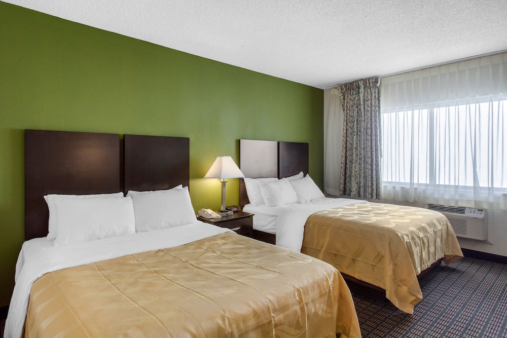 Quality Inn Stateline 11/33