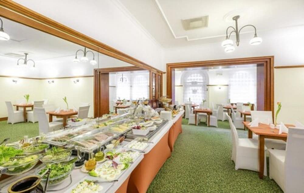 Hetman Hotel 24/44