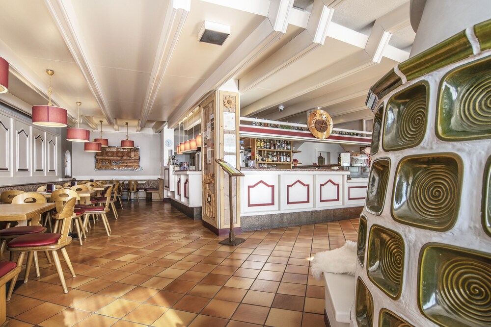 WELLNESS & FAMILY HOTEL VERONZA 2/38
