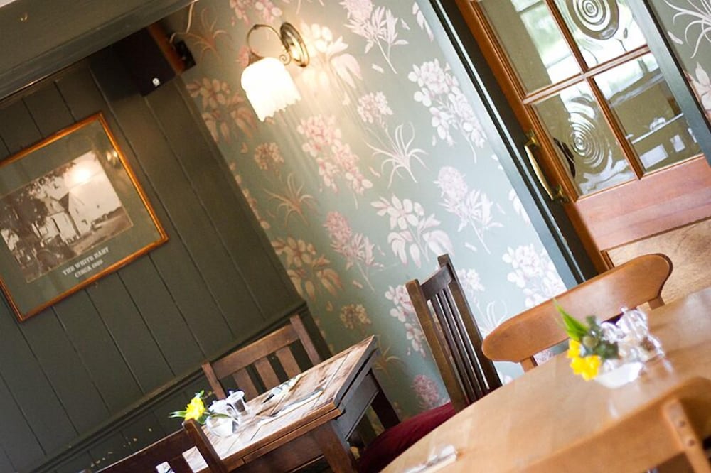The Tollgate Inn 26/35