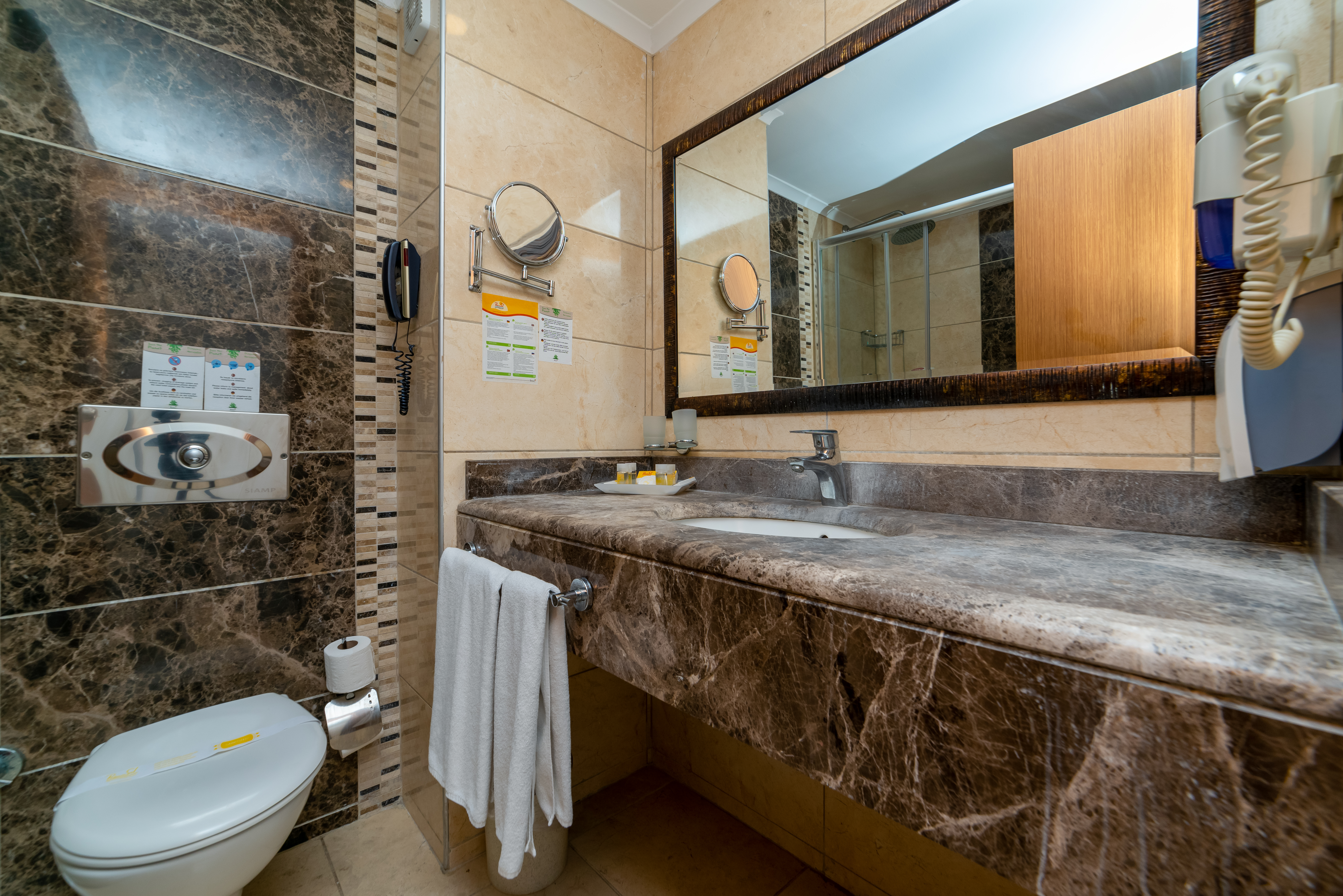 Hane Family Resort 50/50