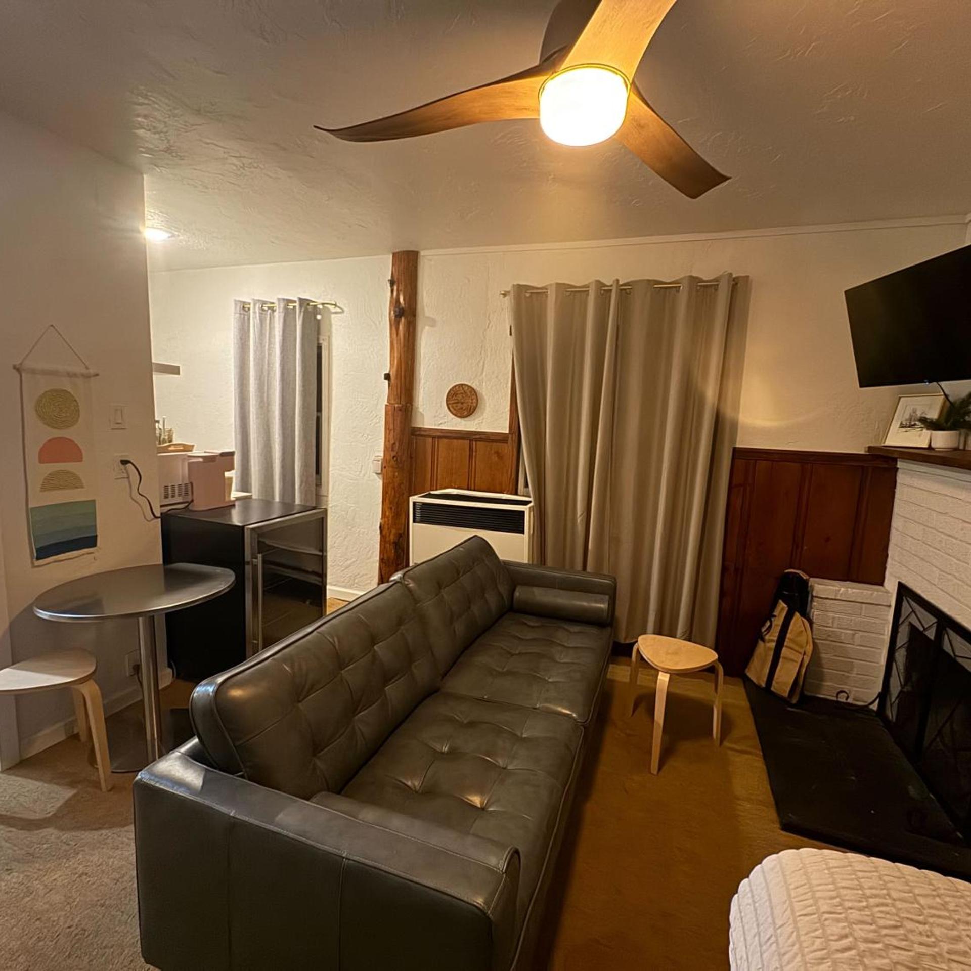 Three Pines Cabins 23/50