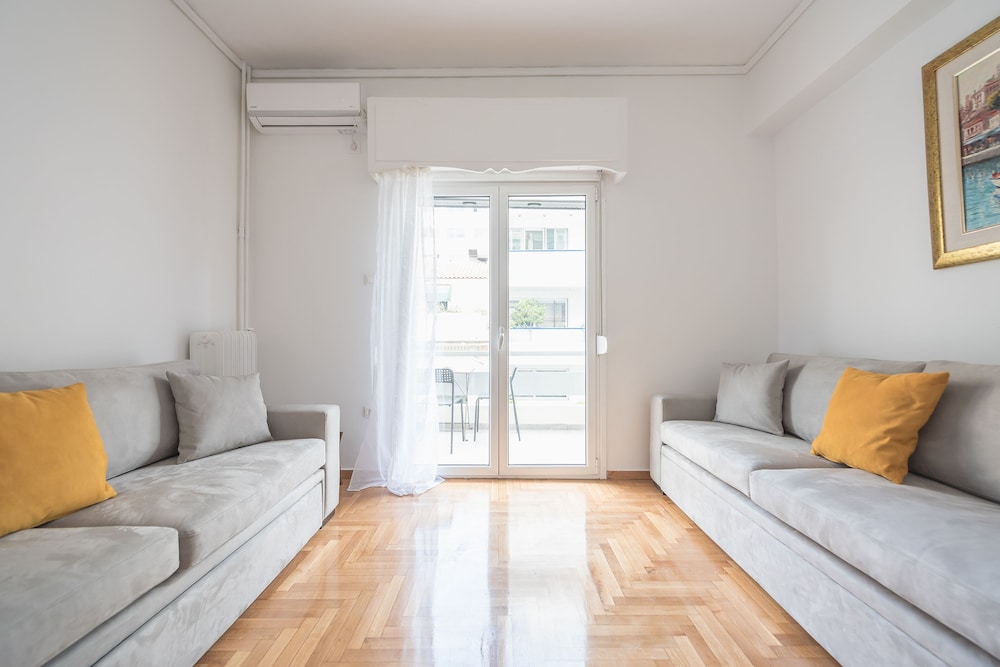 Victorias Secret Apartment 16/35