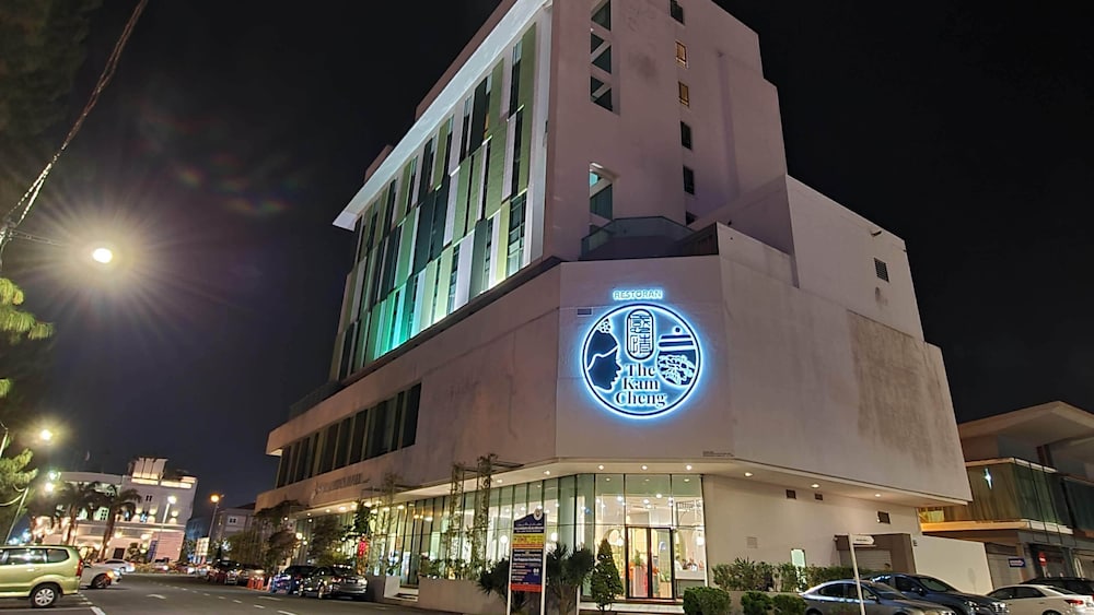 Swan Garden Hotel in MALACCA CITY