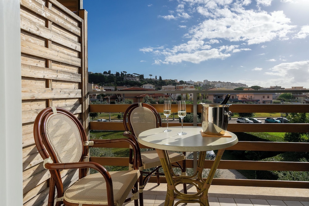 Elaia Garden Hotel 35/48