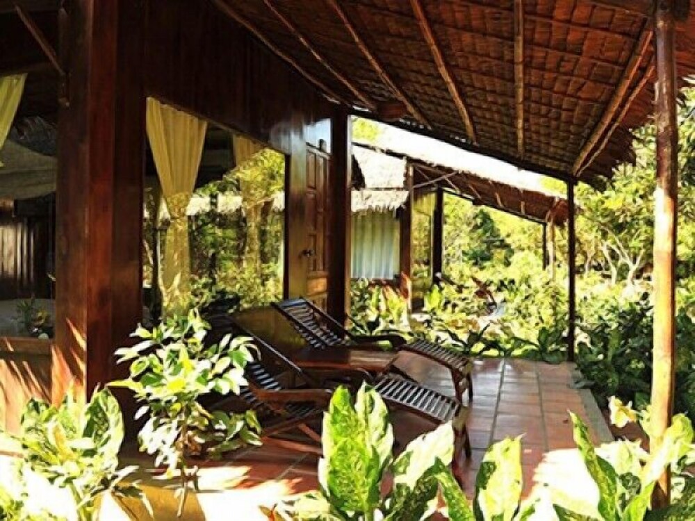 Mekong Ecolodge 44/45