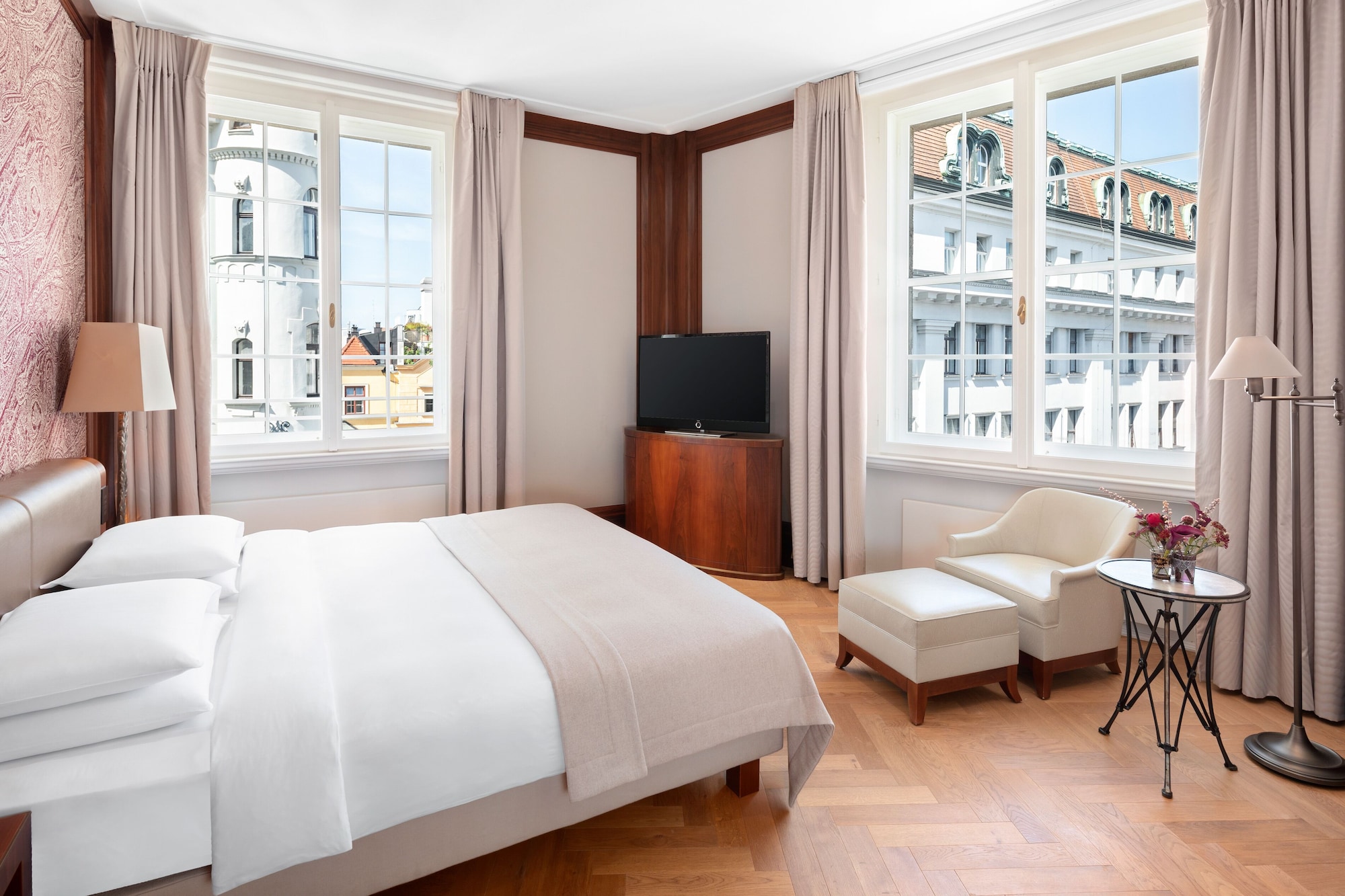 Park, Suite, King Bed, with View