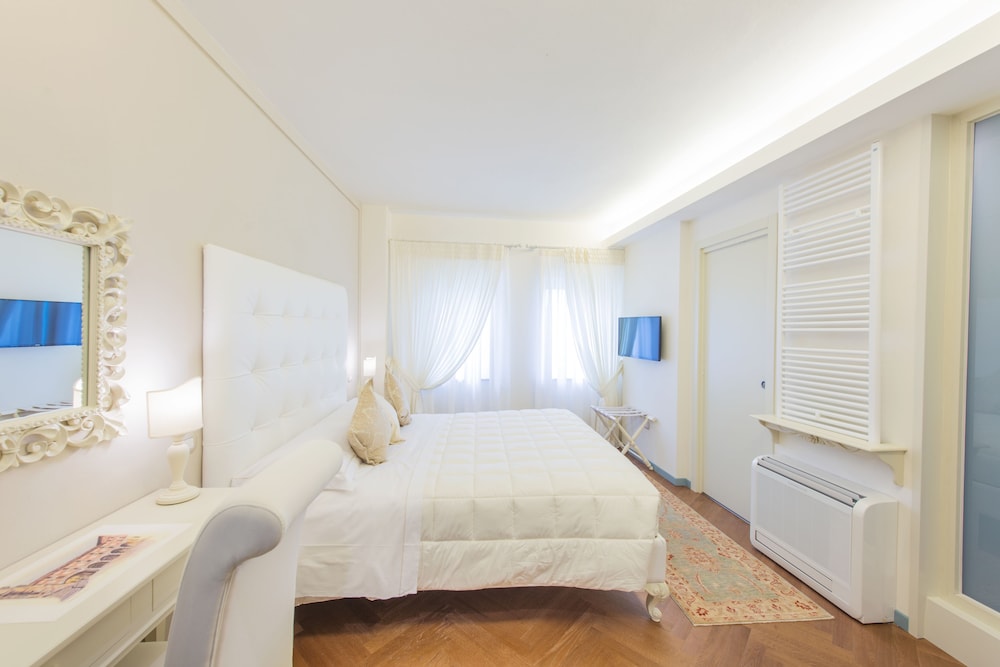 RELAIS SASSA AL SOLE 25/65