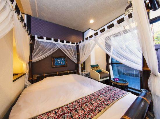 Canopy, Queen Bed