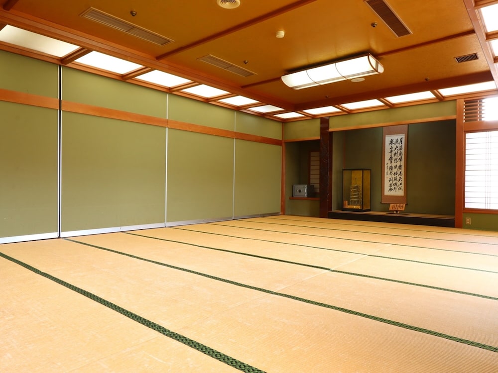 Karasawa Inn 7/63