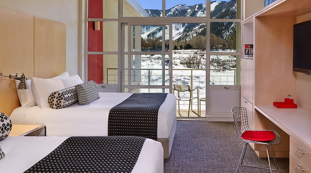 Aspen Meadows Resort 42/68