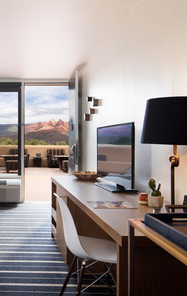 Sky Rock Sedona, a Tribute Portfolio Hotel 58/63