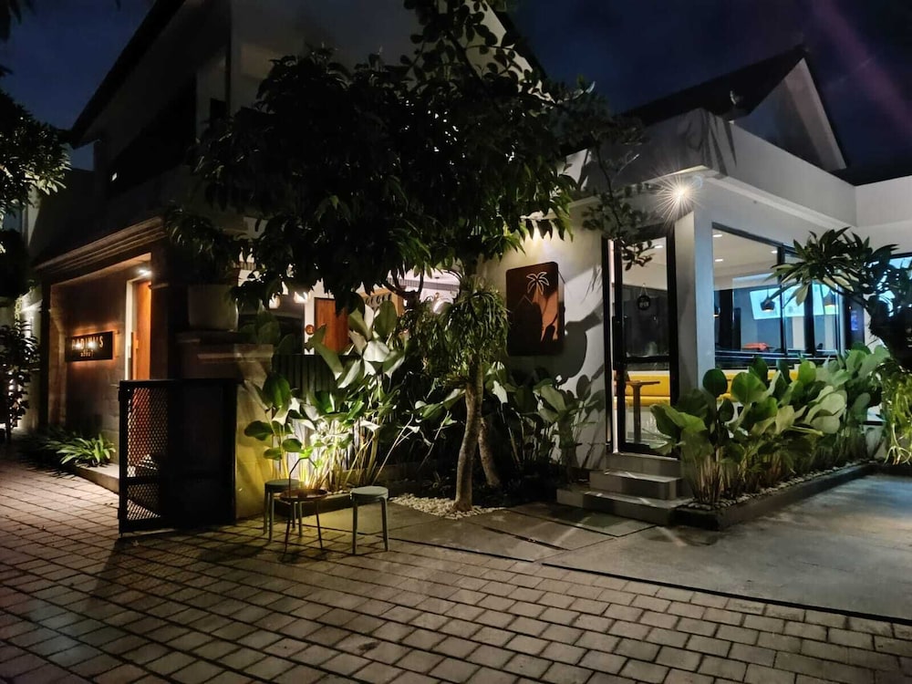 Padinis Villa & Coffee 13/77