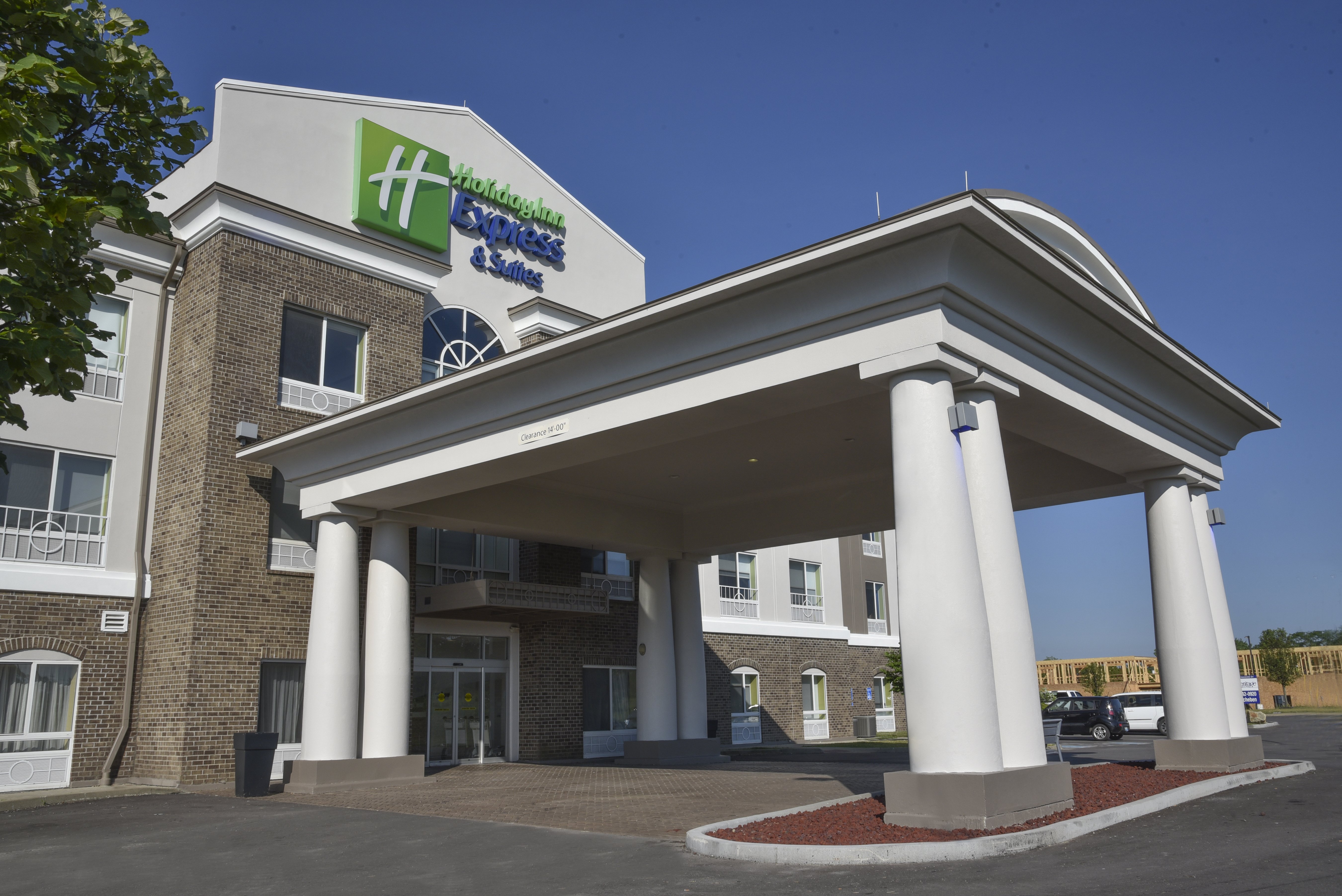 Holiday Inn Express Hotel Suites Richwood Cincinnati South 2/50