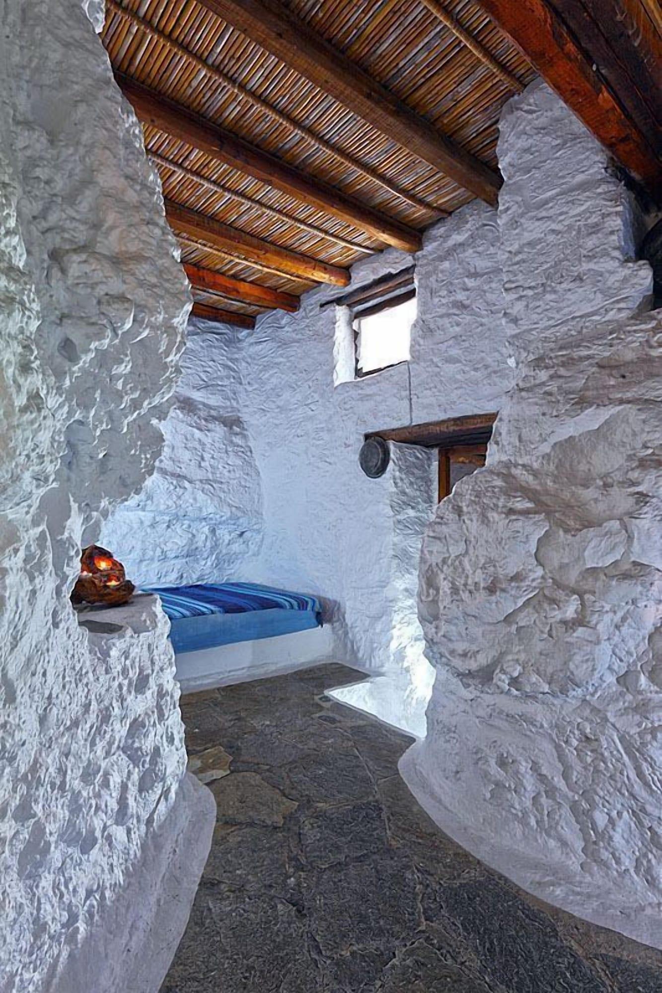 Aspros Potamos 27/54