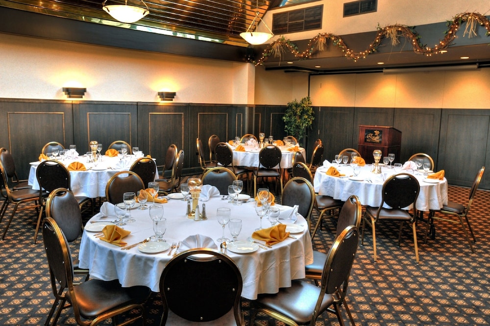 L'escale Hotel Suites 34/55