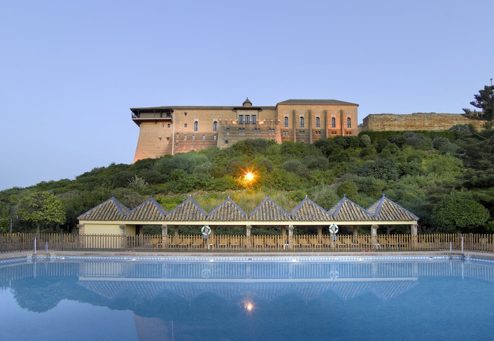 Parador De Carmona 1/40