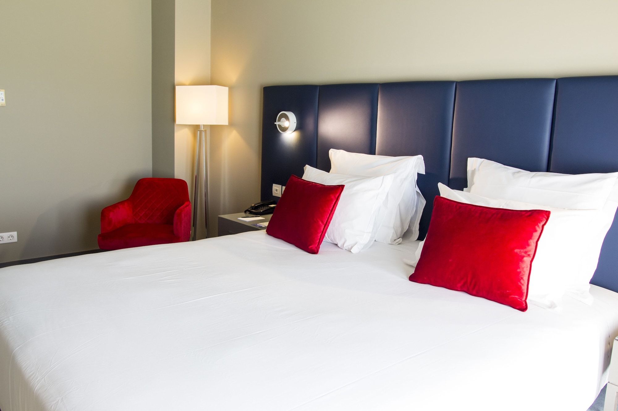 غرفة بريميوم بسرير مزدوج، Melia Setubal 4/6