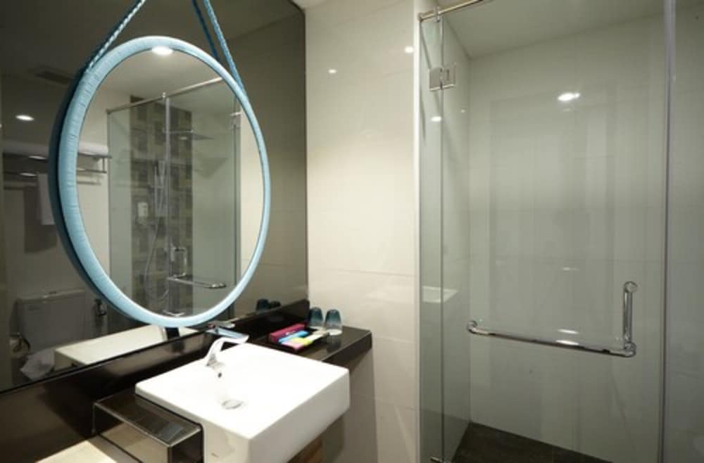IBIS STYLES MEDAN PATTIMURA 18/41