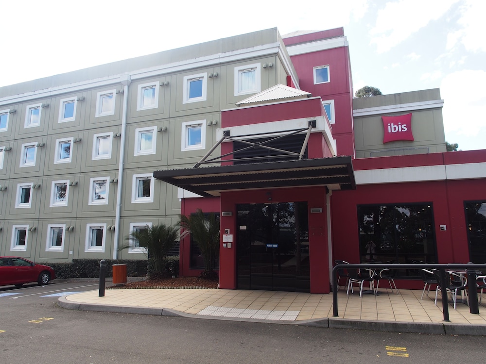 IBIS SYDNEY THORNLEIGH 7/62
