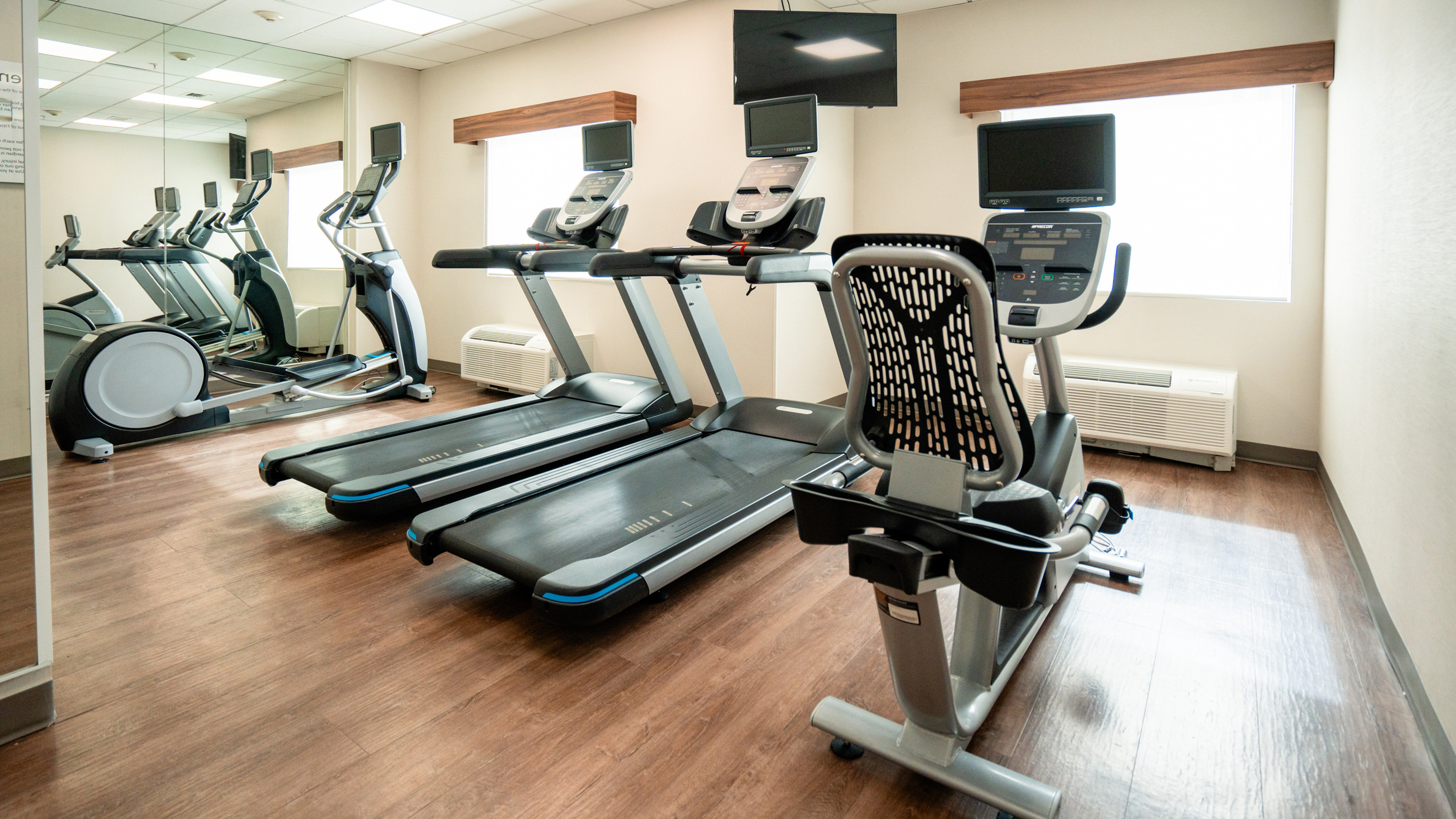 Holiday Inn Express Hotel & Suites Cd. Juarez - Las Misiones 40/76