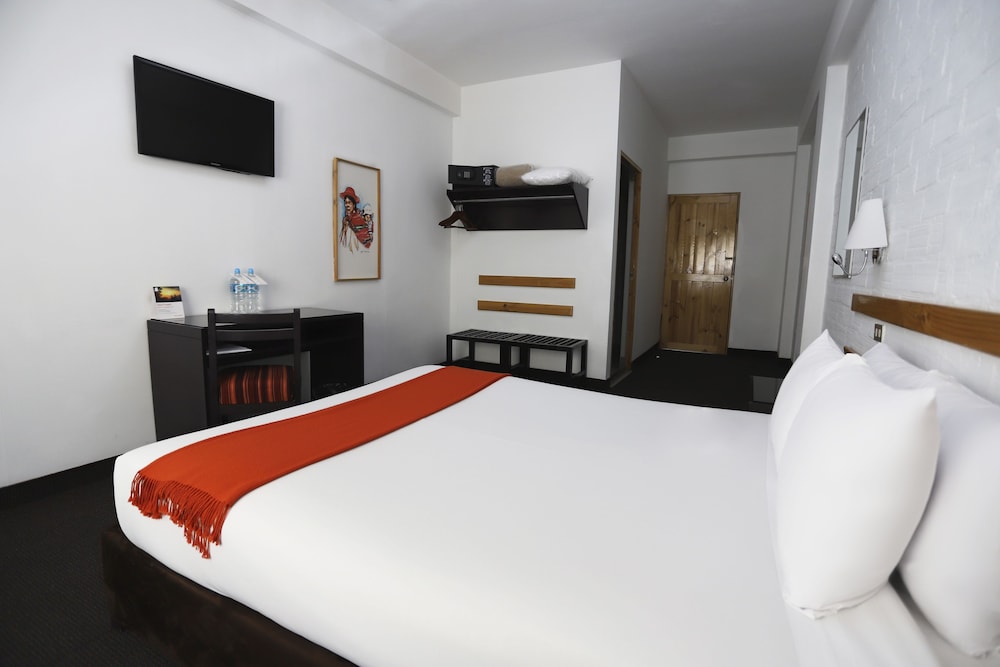 CASA ANDINA STANDARD PUNO 26/81