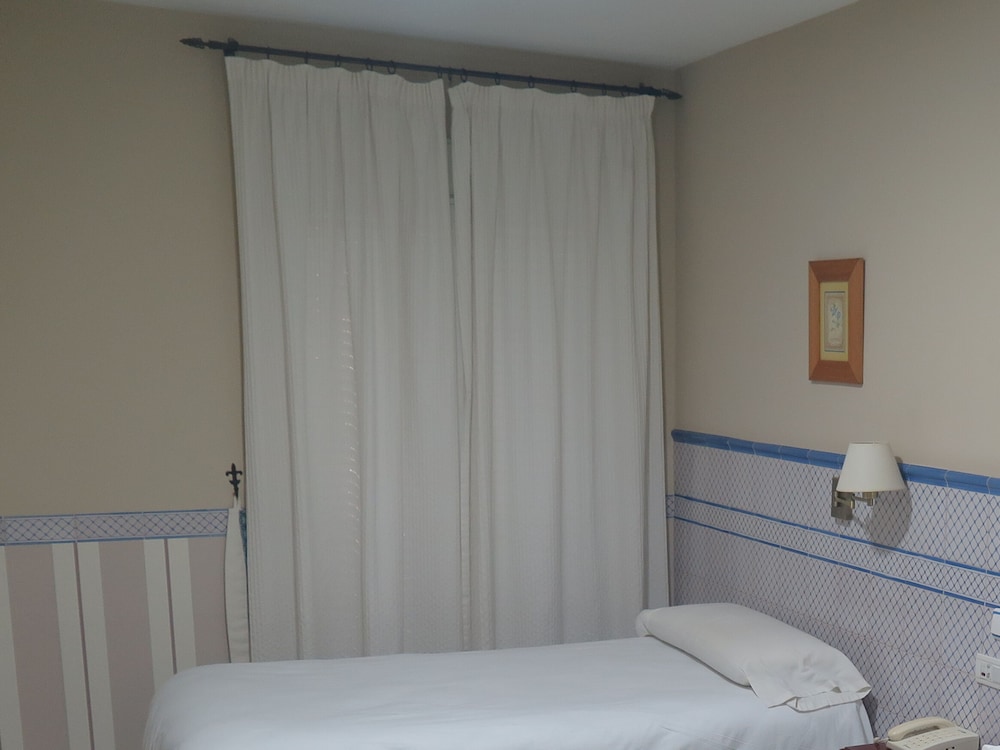 Hotel Restaurante Boabdil 2/25
