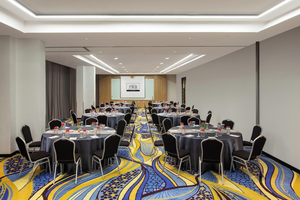Hotel NEO Dipatiukur - Bandung by ASTON 28/34