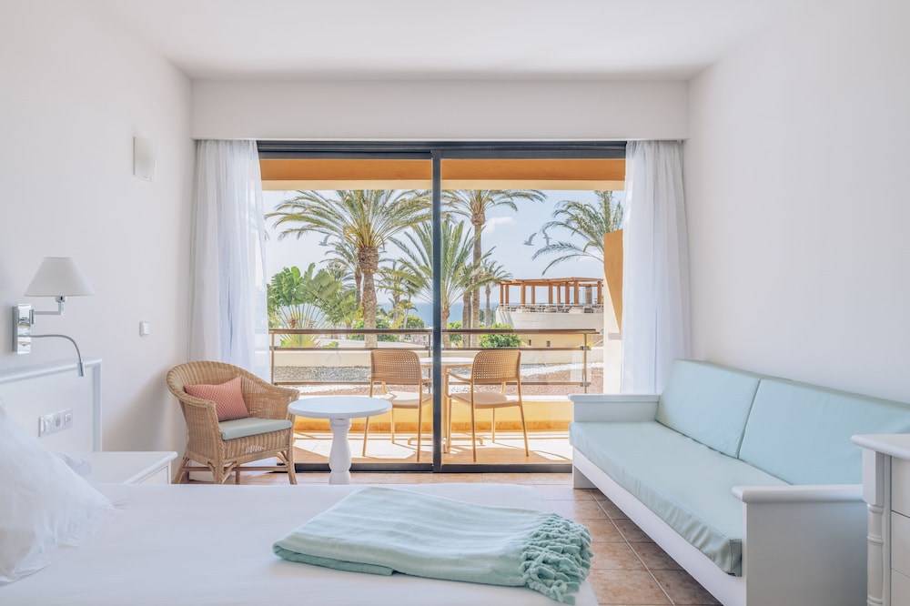 Iberostar Waves Playa Gaviotas 30/50