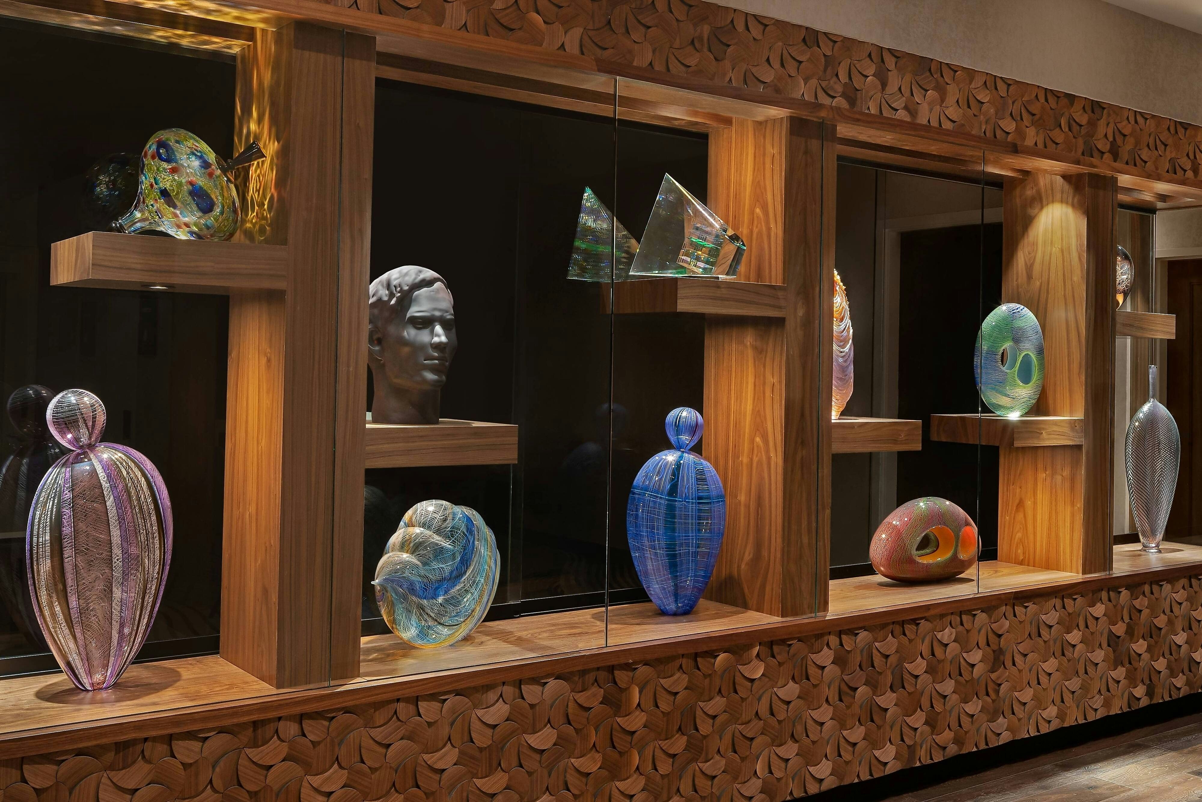 Glass Light Hotel & Gallery Autograph Collection 10/62