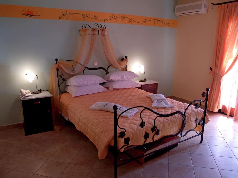 DILINA STUDIOS 18/41