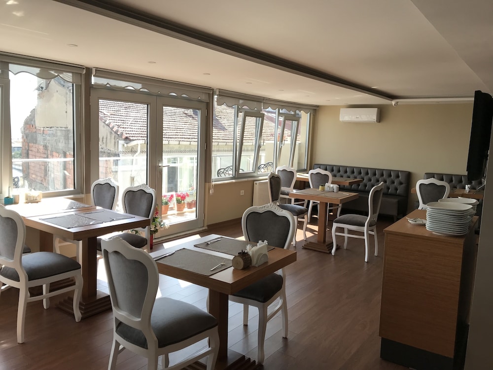 Muyan Suites 57/68