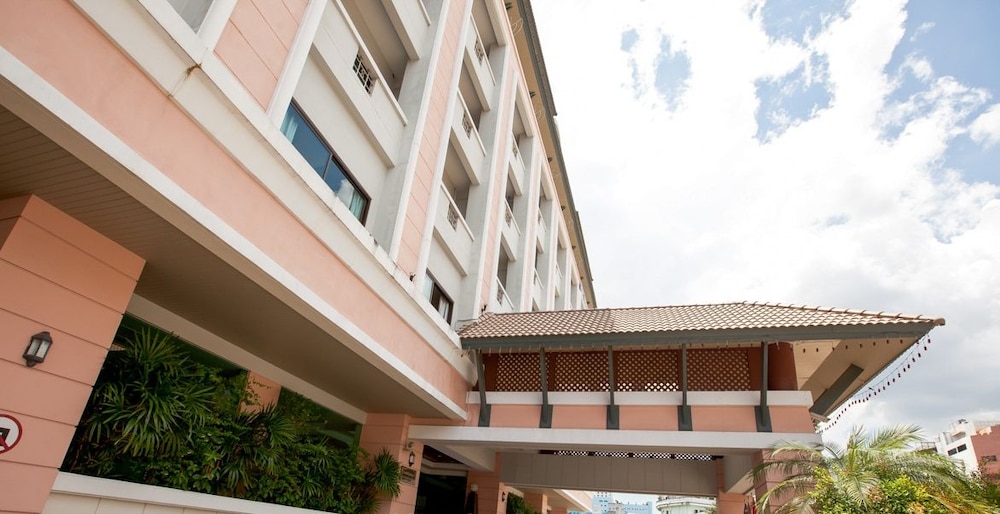 Sing Golden Place Hotel 4/52