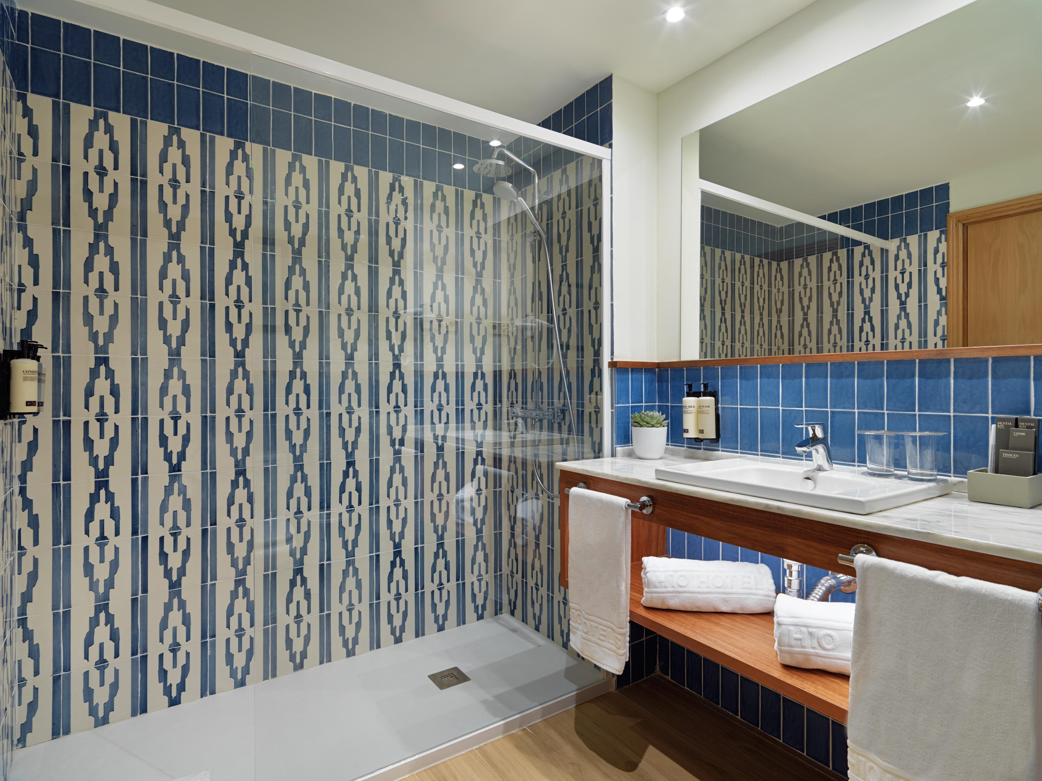 Extra Assigned on Arrival, Pool View, H10 Salauris Palace 2/3