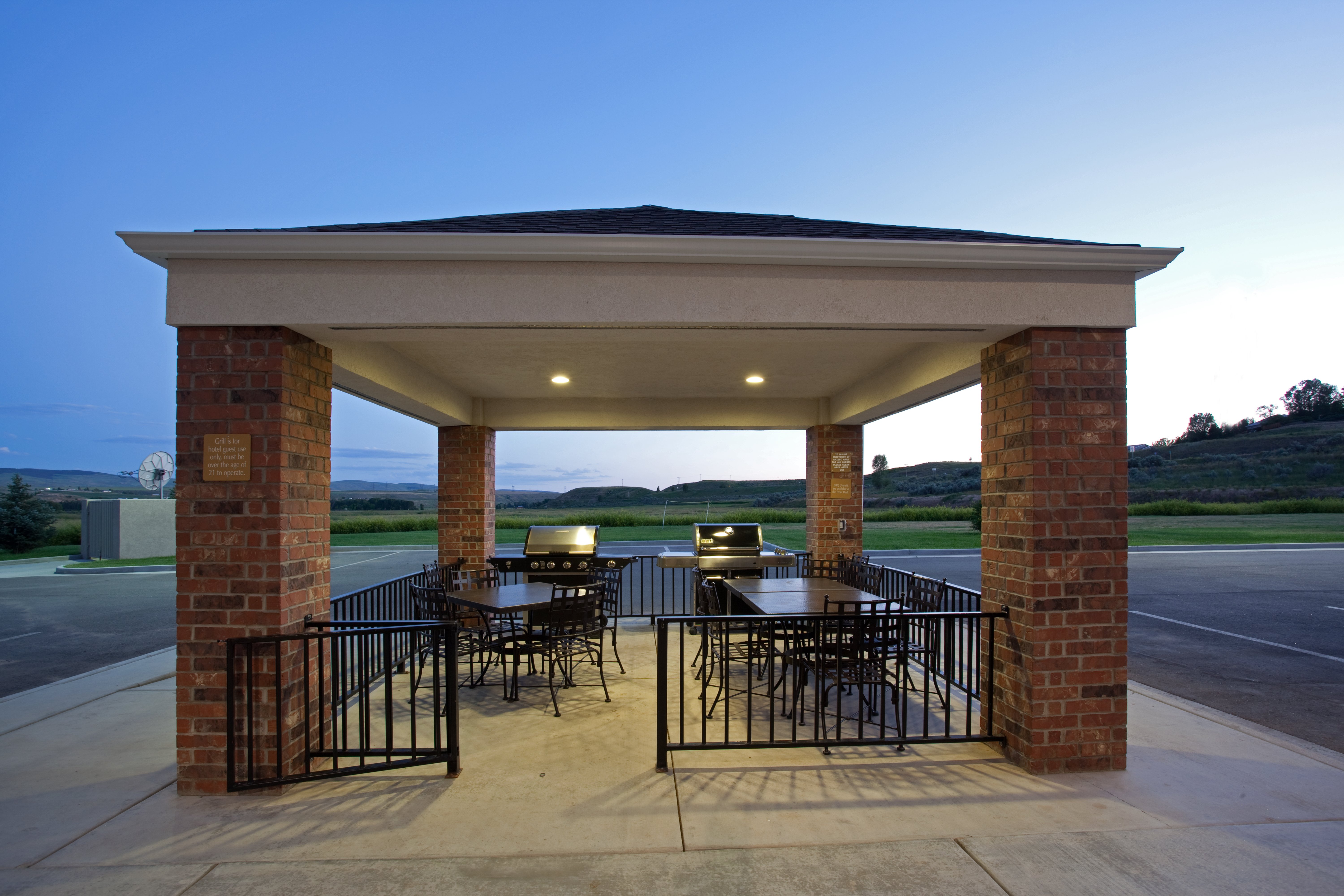 CANDLEWOOD SUITES CRAIG-NORTHWEST 40/70