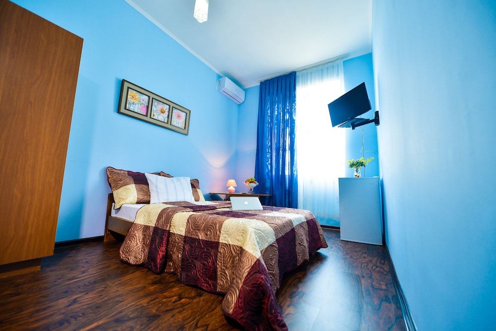 Europa Hotel 13/43