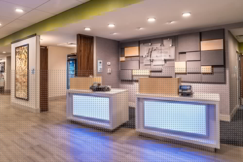 Holiday Inn Express Suites Tampa North Wesley Chapel 6/62