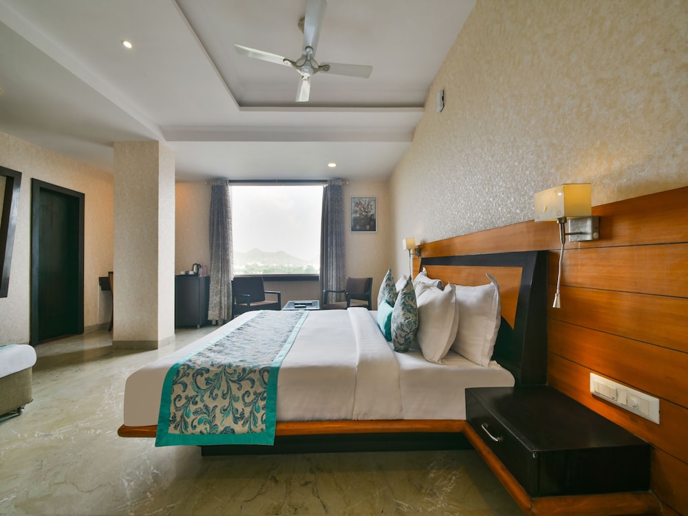 Hotel Yois 24/40