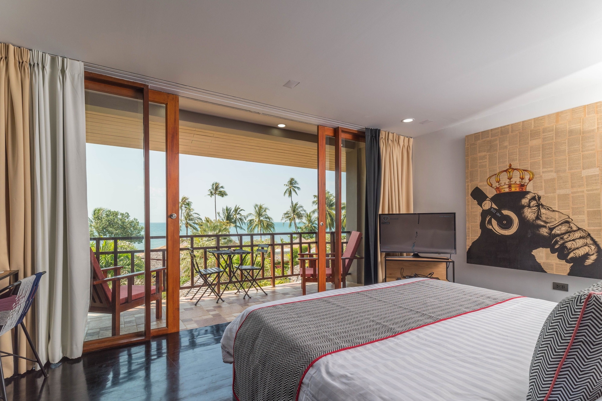 Sunset, King Bed, Sea View, Hot Tub