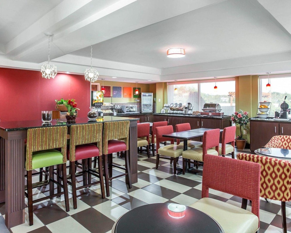 Comfort Inn Conyers, GA 37/47