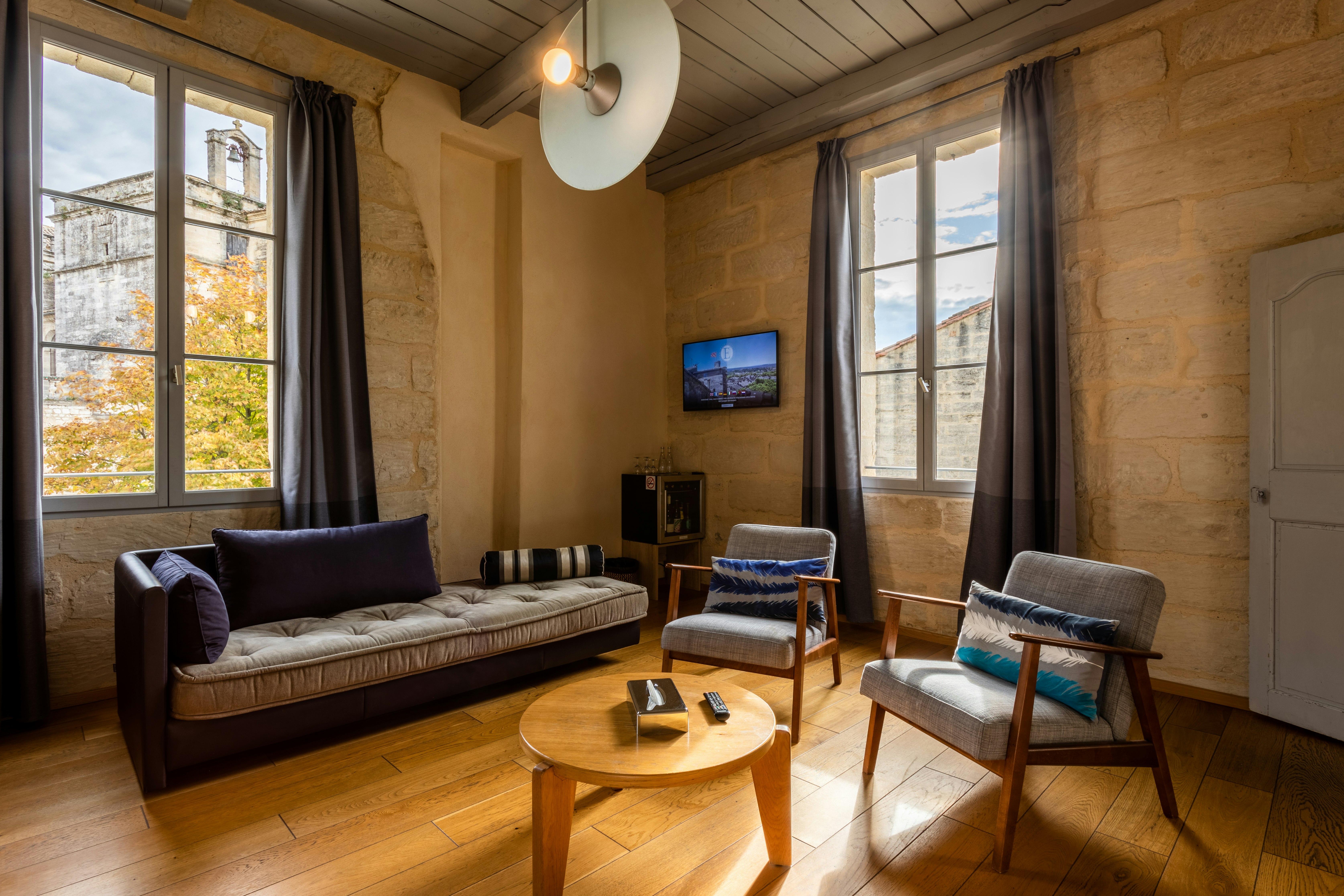 Boutique Hotel Entraigues 45/61