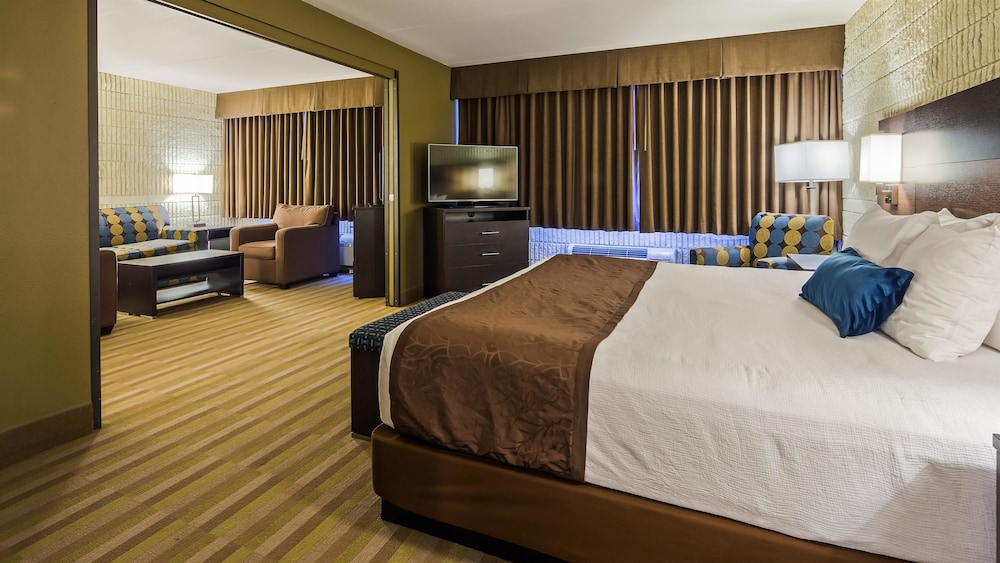 Best Western Plus University Inn 11/48