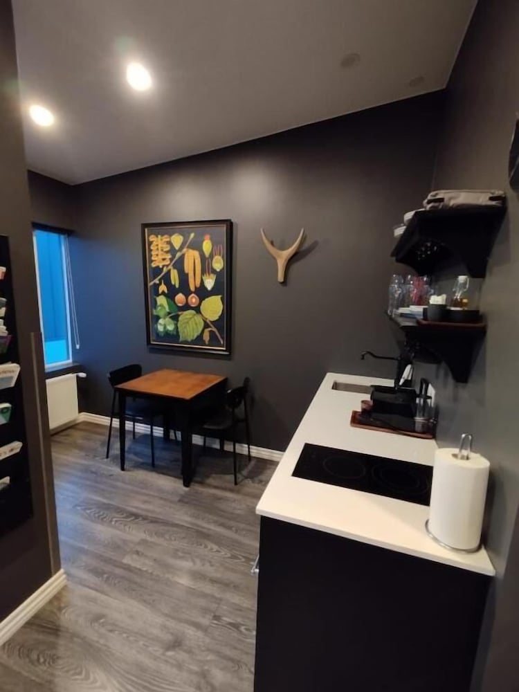 Vintage Apartment Hotel 10/50